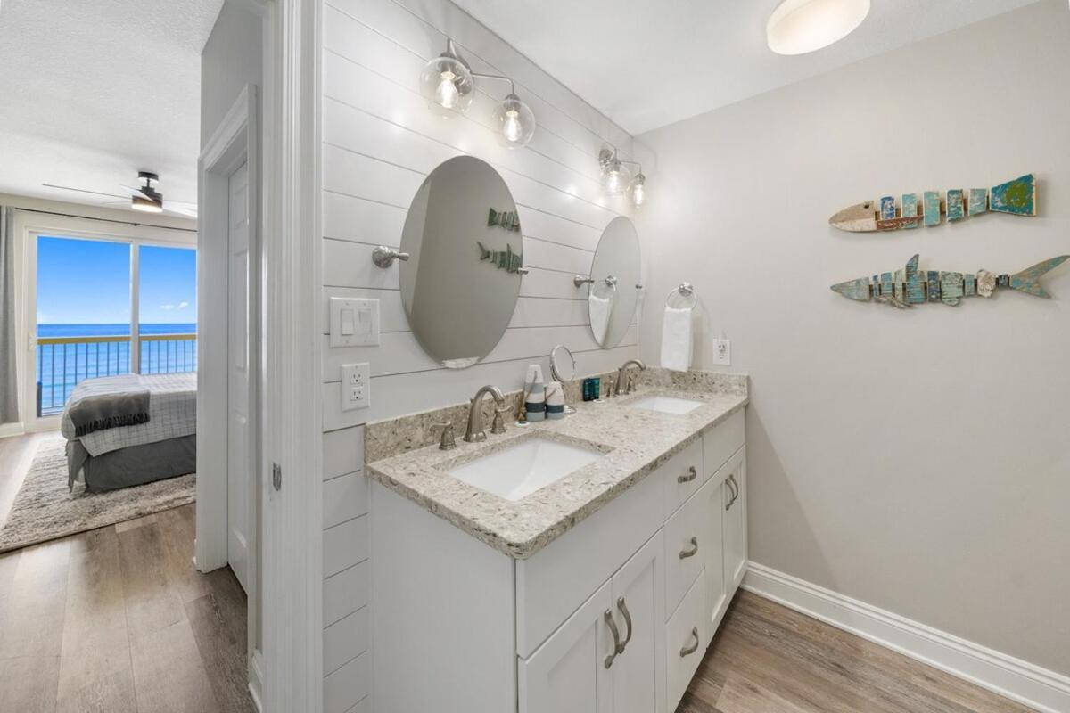 Calypso 908w Stunning Condo, Front, And Immaculate *