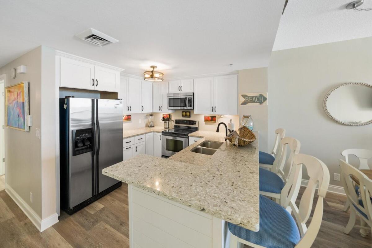 Calypso 908w Stunning Condo, Front, And Immaculate *