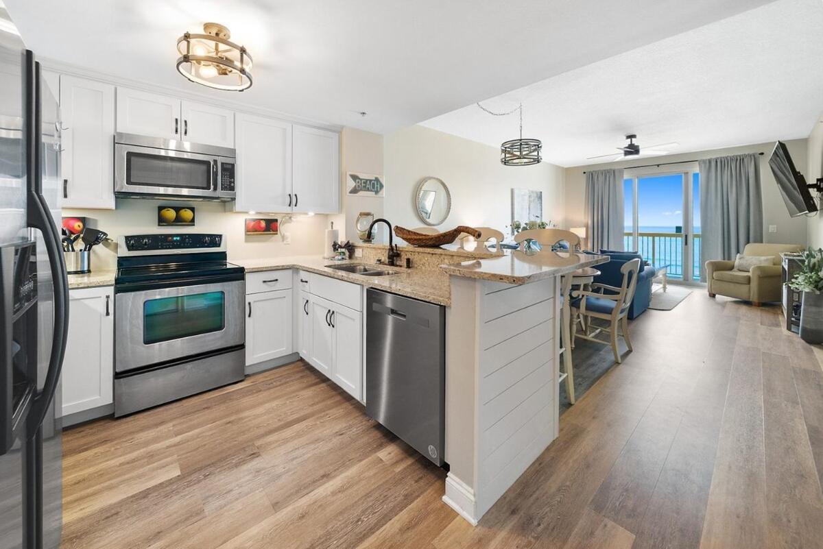 Calypso 908w Stunning Condo, Front, And Immaculate